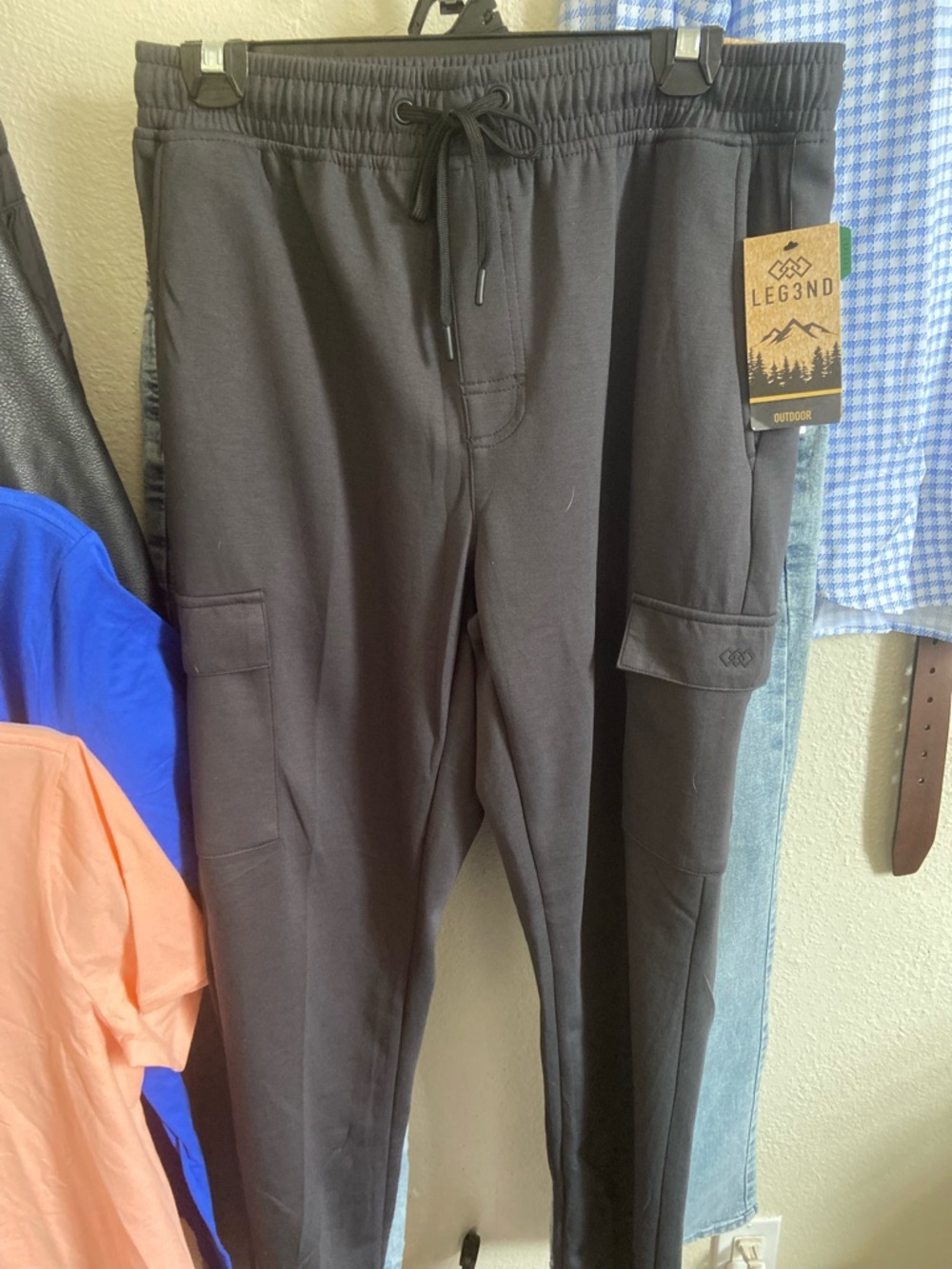 LEG3ND Men's Black Cargo Joggers with Drawstring Waist